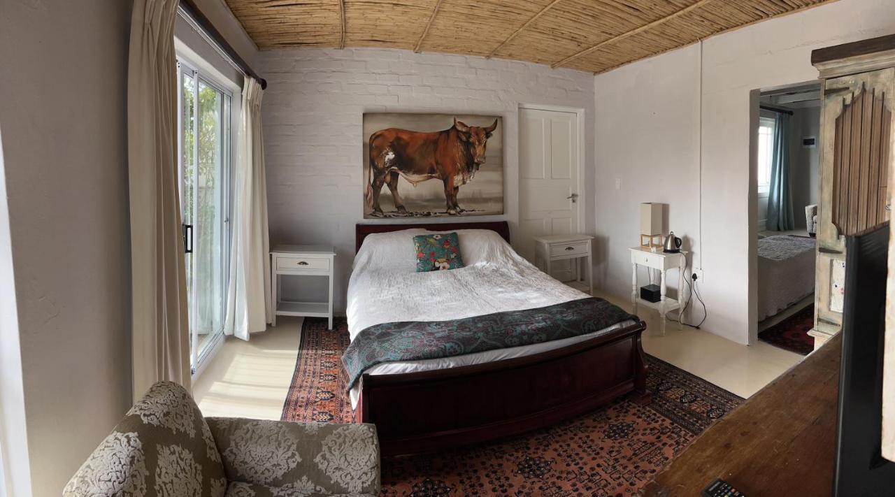 De La Fontaine Guest Cottage And Pool View Luxury Suite เพลตเตนเบิร์กเบย์ ภายนอก รูปภาพ