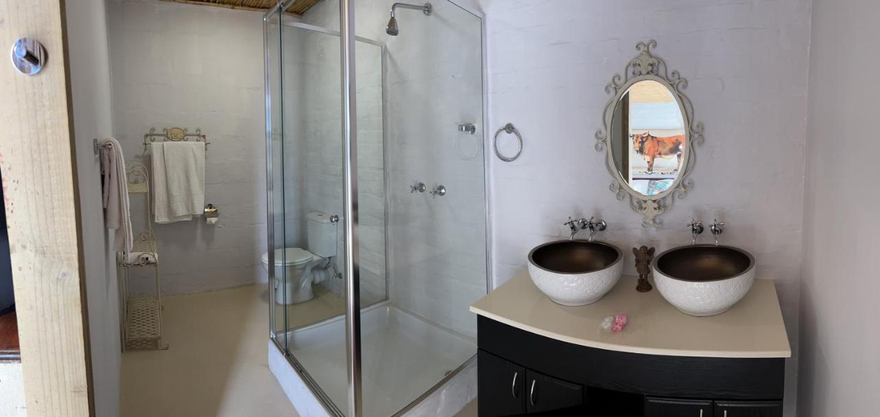 De La Fontaine Guest Cottage And Pool View Luxury Suite เพลตเตนเบิร์กเบย์ ภายนอก รูปภาพ