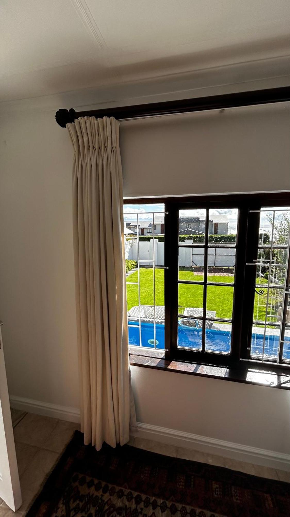 De La Fontaine Guest Cottage And Pool View Luxury Suite เพลตเตนเบิร์กเบย์ ภายนอก รูปภาพ